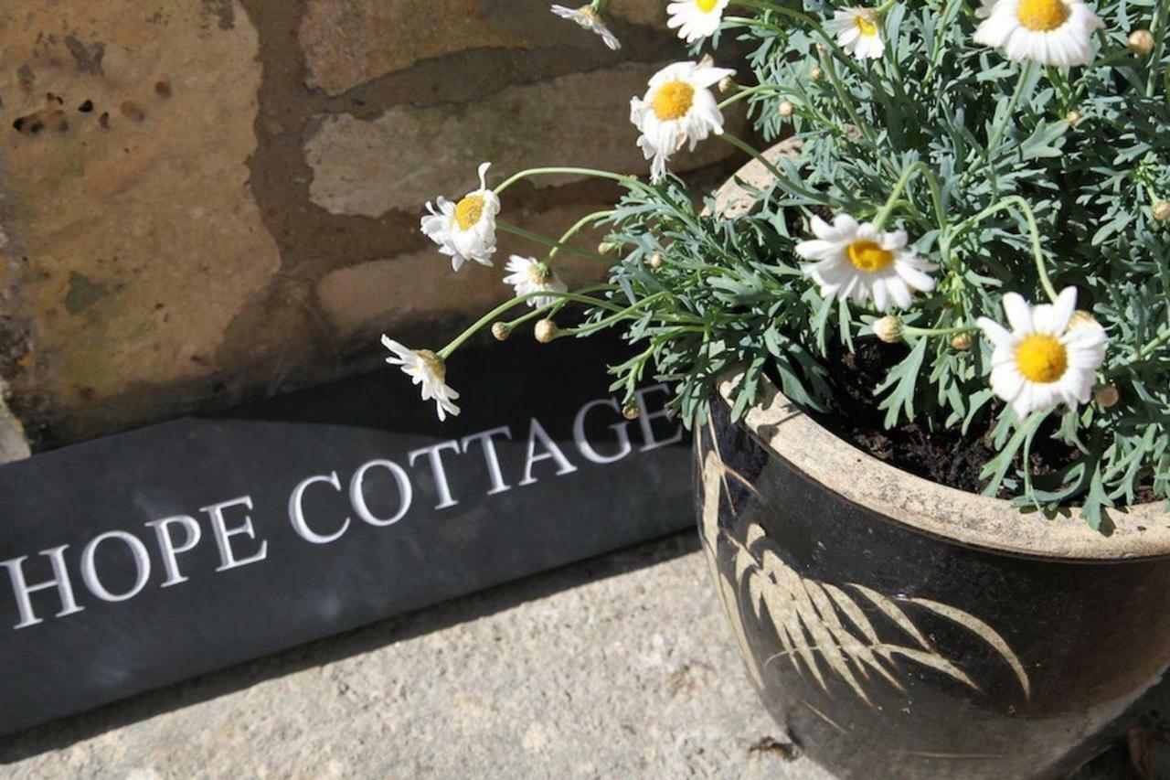 Hope Cottage Stroud  Esterno foto